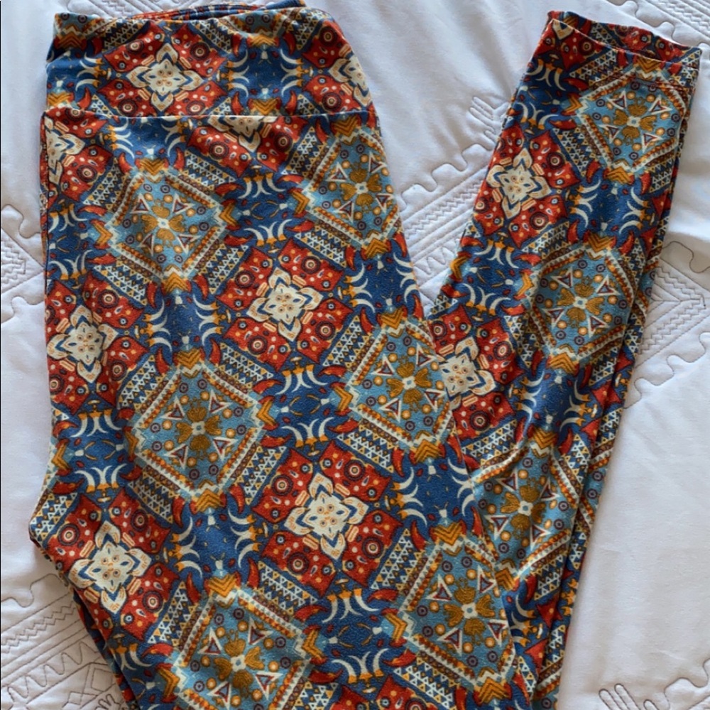 Lularoe Size L Leggings